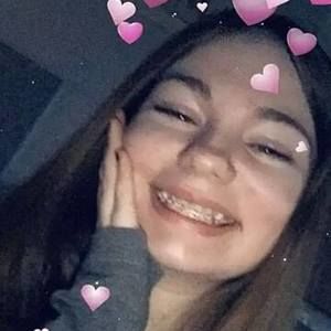 Meet your Posher, Lilly